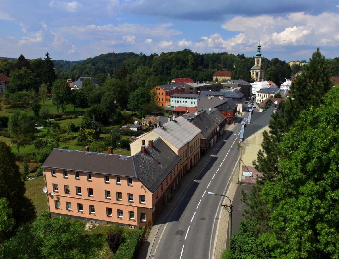 Bigtrip.Cz Apartments Krásná Lípa エクステリア 写真